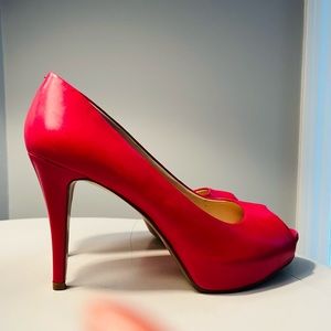 Hot pink Nine West heels